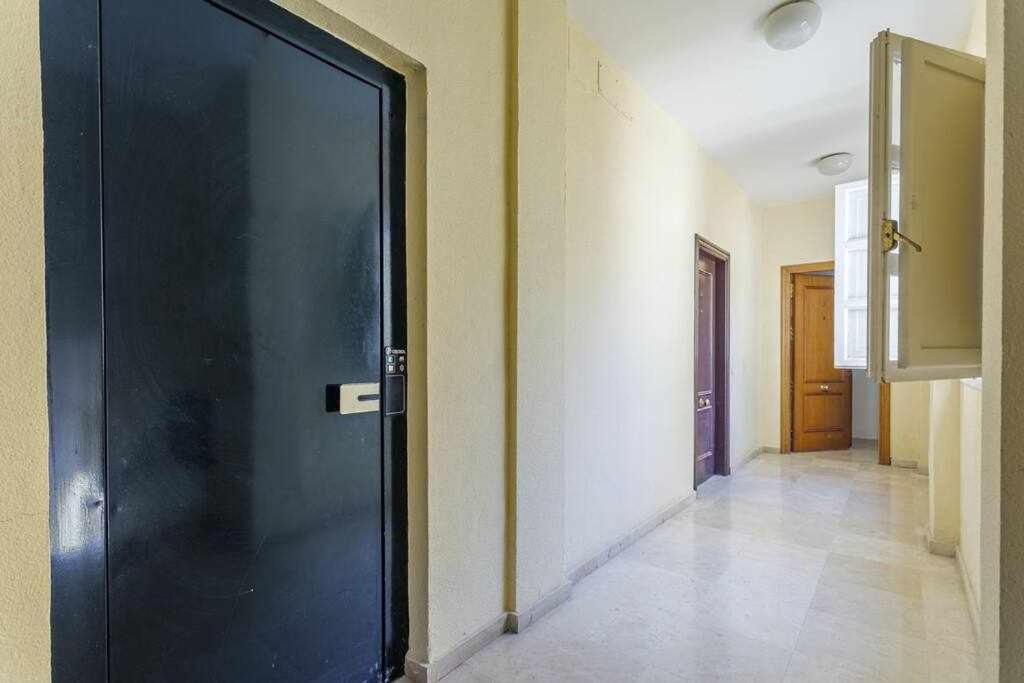 Апартаменты Santa Cruz Parking Incluido Севилья Экстерьер фото
